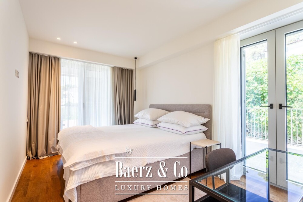 Hvar, a modern newly built house with a wonderful view of the sea image