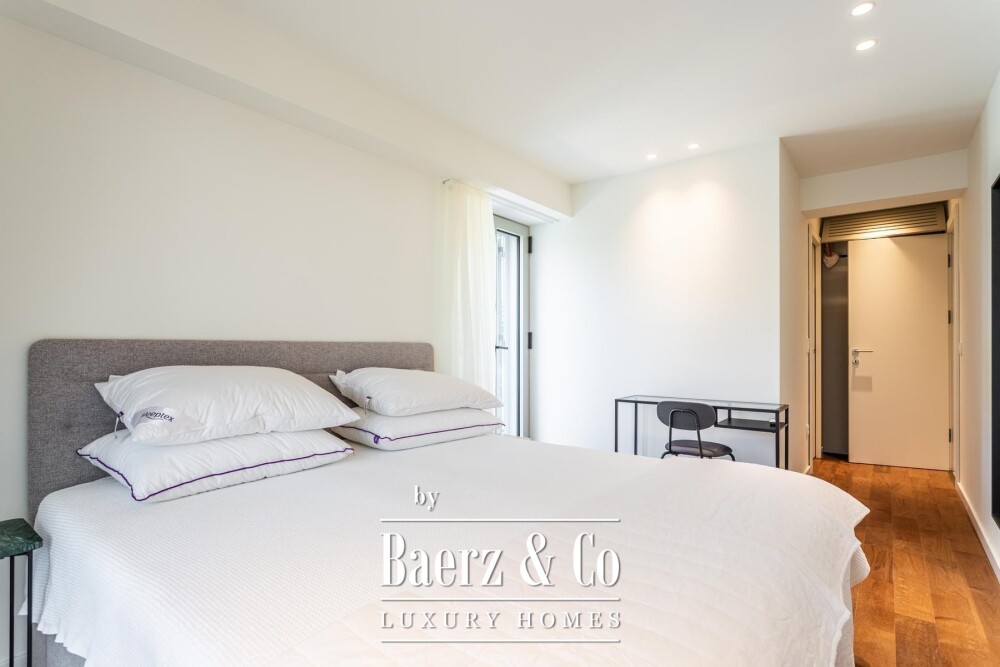 Hvar, a modern newly built house with a wonderful view of the sea image
