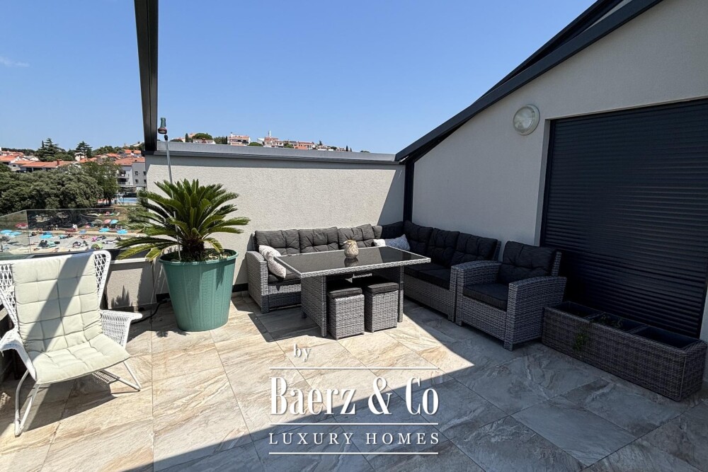 Medulin, Pješčana Uvala, exclusive penthouse first row to the sea image