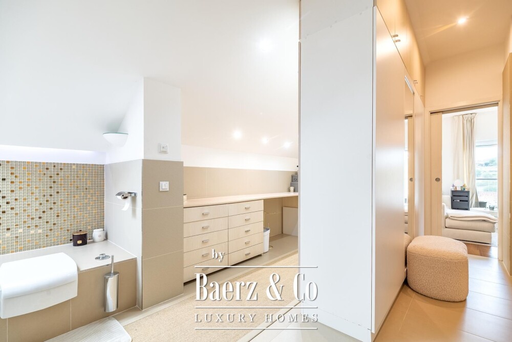 Zagreb, Šestine, beautiful modern family house 400 m² with a 1,000 m² garden image