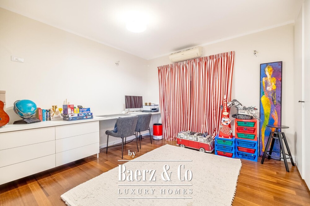 Zagreb, Šestine, beautiful modern family house 400 m² with a 1,000 m² garden image