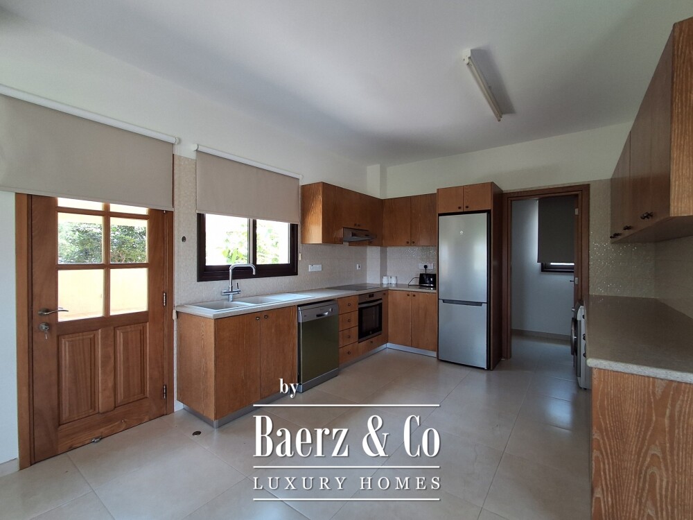 Royal Residences – key ready 3 bedroom golf villa with pool, Secret Valley image