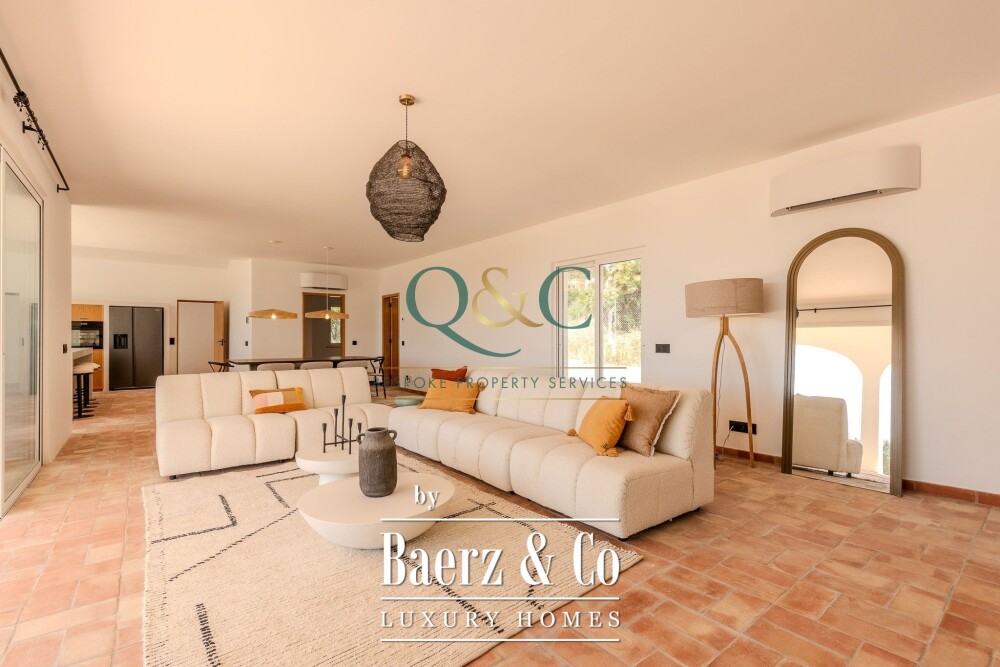 Beautiful luxury home in Santa Bárbara de Nexe, Quinta das Raposeiras image