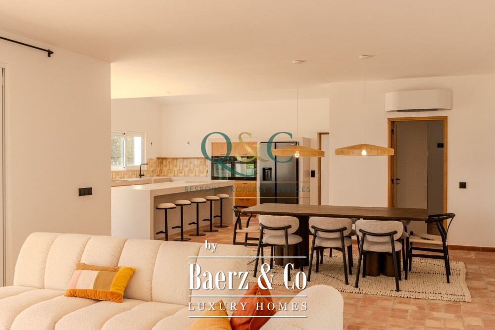 Beautiful luxury home in Santa Bárbara de Nexe, Quinta das Raposeiras image