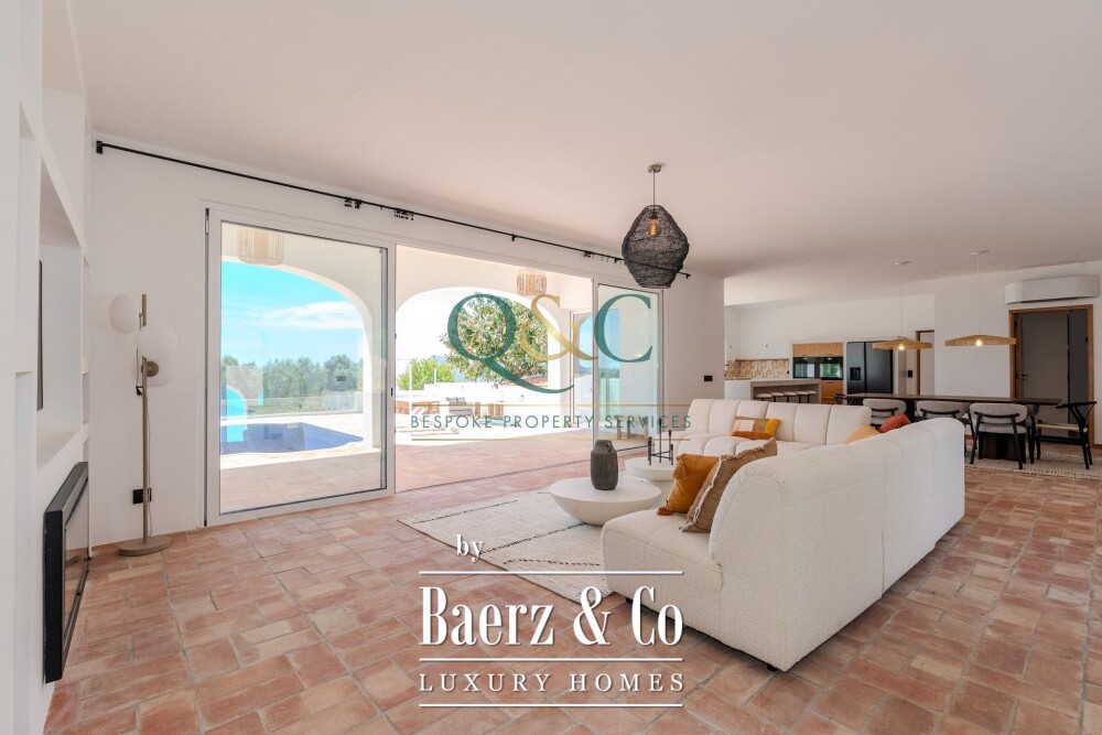 Beautiful luxury home in Santa Bárbara de Nexe, Quinta das Raposeiras image
