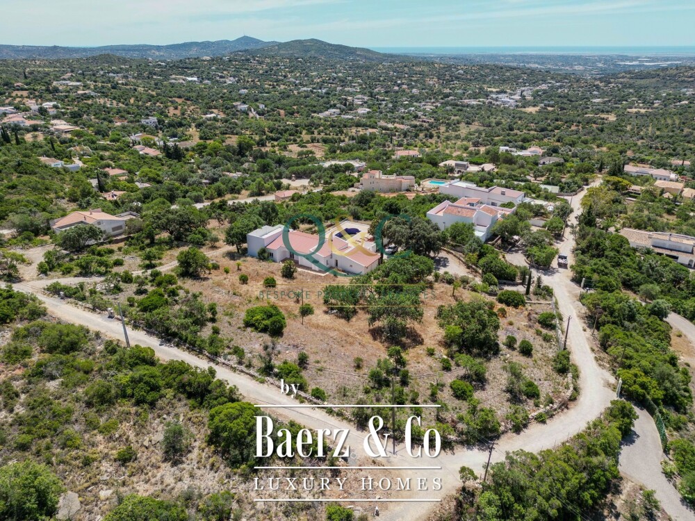 Beautiful luxury home in Santa Bárbara de Nexe, Quinta das Raposeiras image