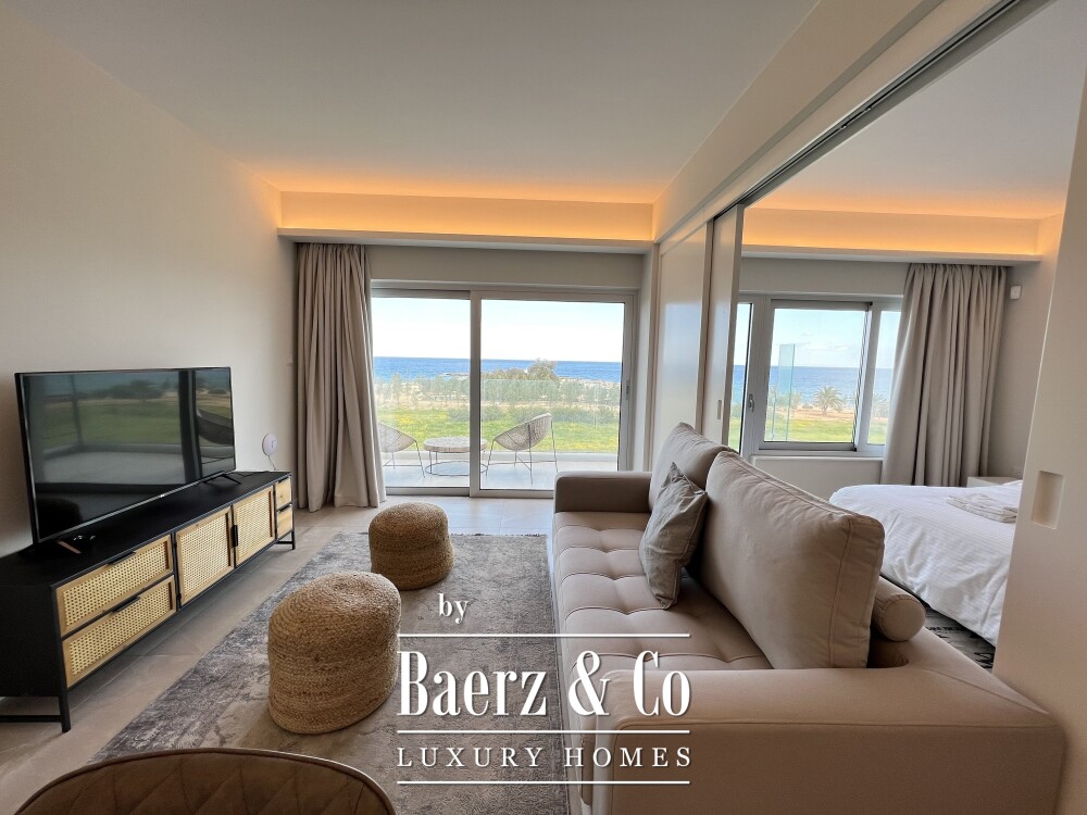 Q Emerald Bay – key ready furnished 3 bedroom penthouse with sea view, beachfront Protaras (B402) image