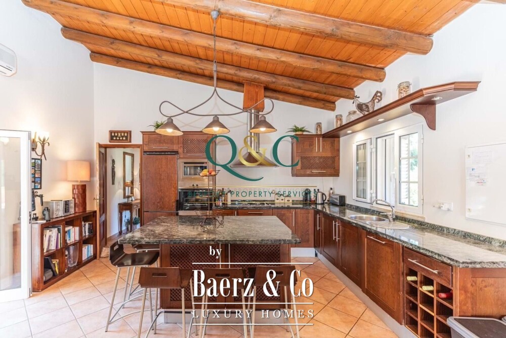 Beautiful luxury home in Salir, Countryside image