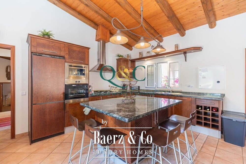 Beautiful luxury home in Salir, Countryside image