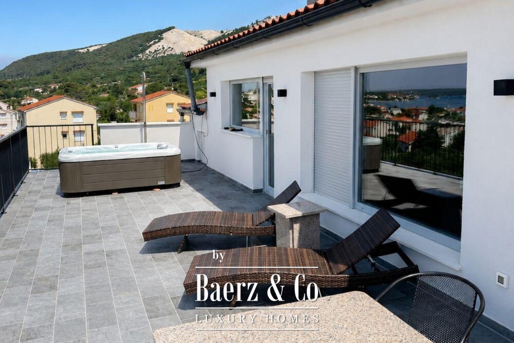 Rab - Barbat - Exclusive Mediterranean villa with a swimming pool and a beautiful view of the sea a image