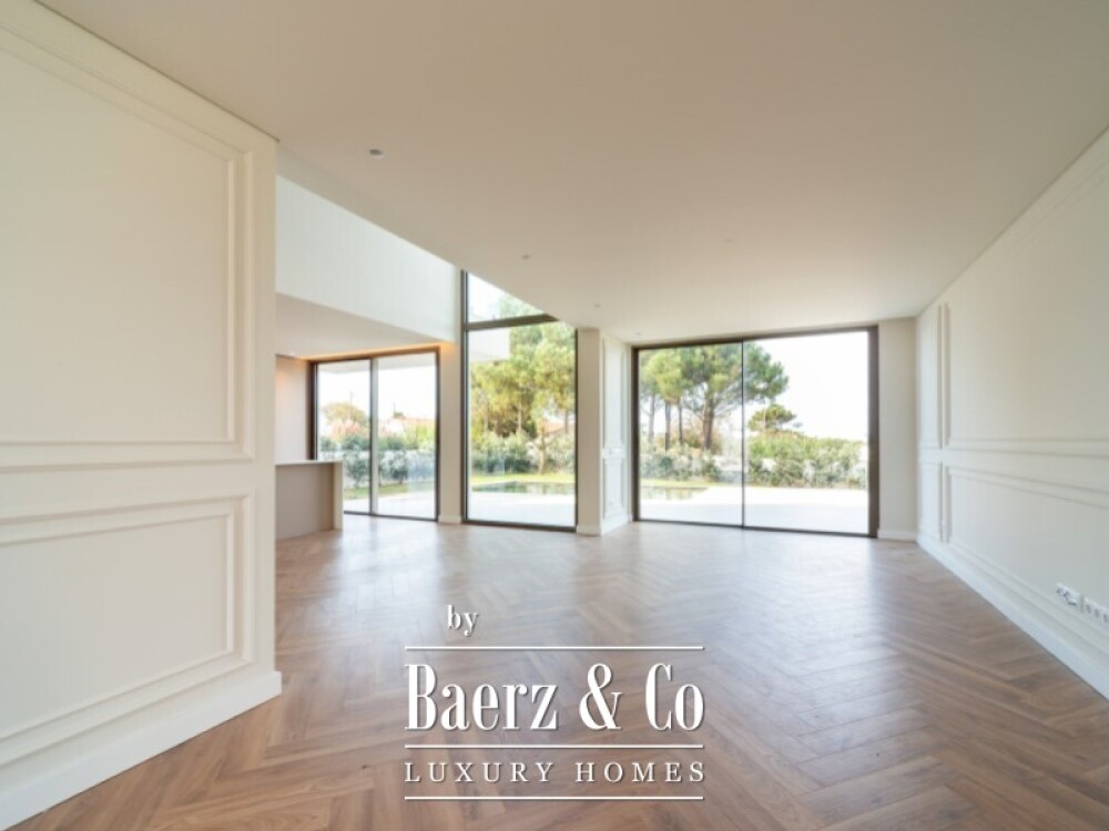 Brand-New Contemporary Villa in São João das Lampas, Close to the Beach image