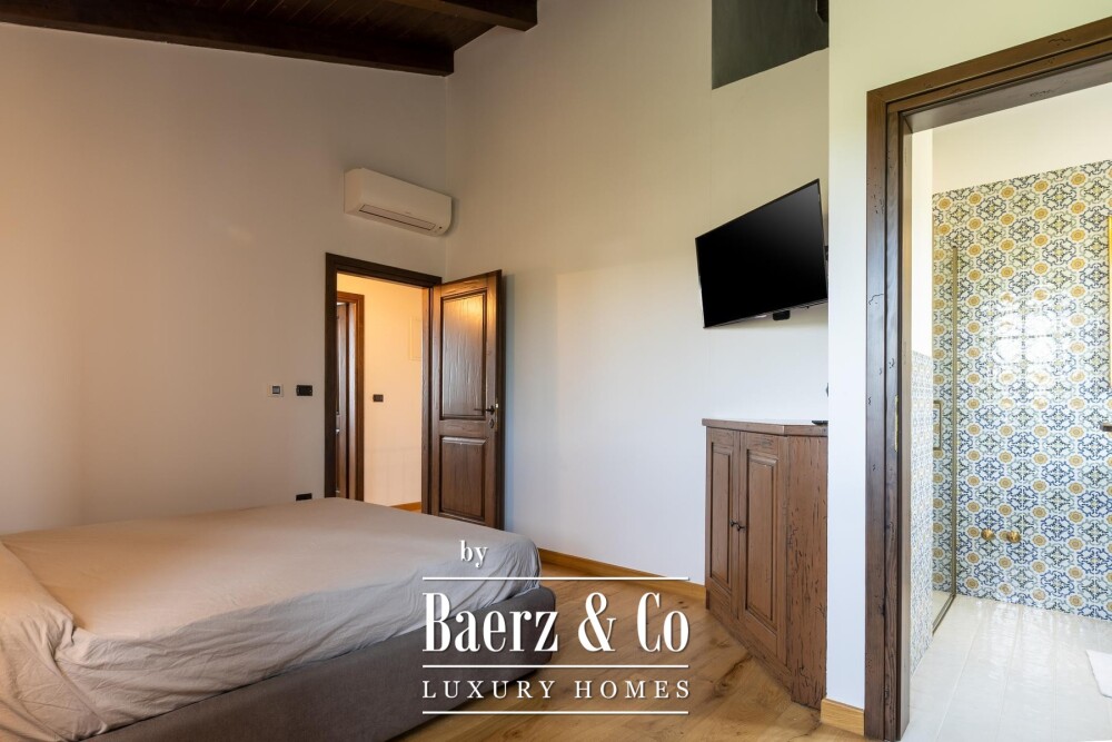 Istria, Višnjan, a beautiful stone villa with a pool in a peaceful natural setting image