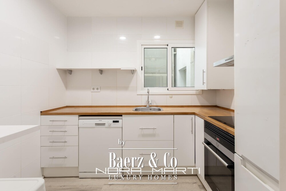Apartment for sale in Les Corts image