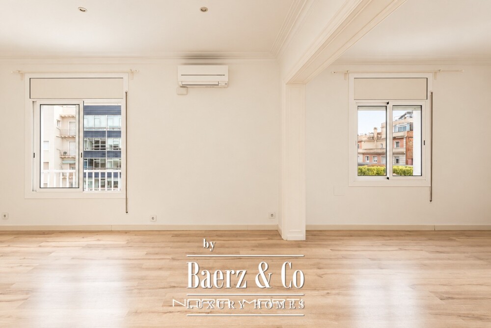 Apartment for sale in Les Corts image