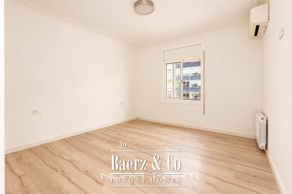 Apartment for sale in Les Corts image