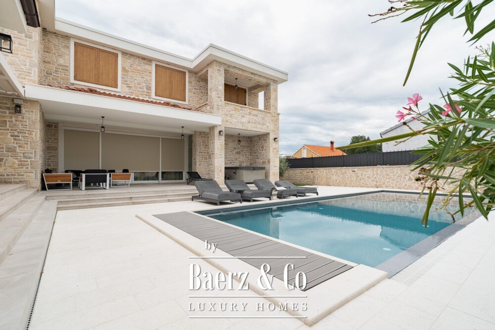 Zadar, Žerava - Luxury Stone Villa of Approx. 360 m², 5 En-Suite Bedrooms, Heated Infinity Pool image