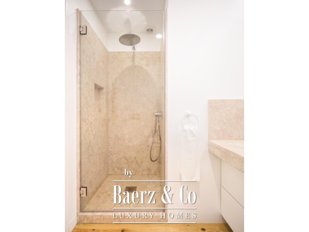3-Bedroom plus study apartment , with Private Outdoor Space, in Campo Pequeno image