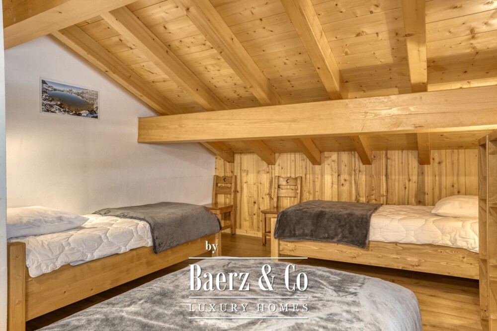 Semi-detached chalet with 6 rooms - Close to the slopes image
