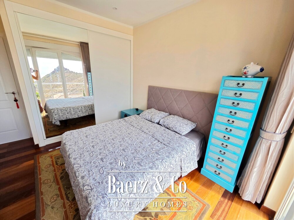 Exclusive villa situated in prestigious residential area Tenerife image