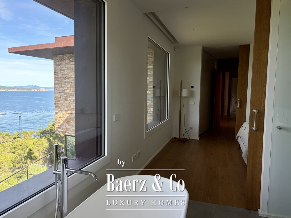 Sea-view property near Sa Riera, Begur image