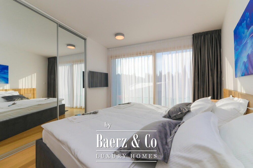 Brač, Supetar, luxury villa in an attractive location image