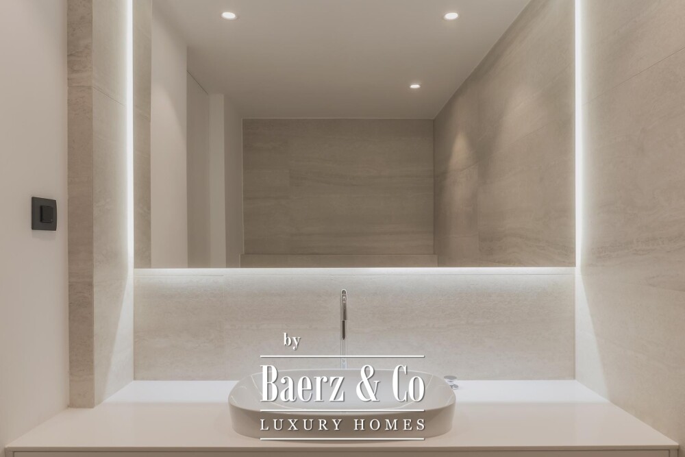 Zagreb, Trešnjevka, NEW BUILDING, luxurious 3-bedroom penthouse image