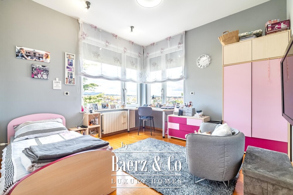 Zagreb, Kozjak, beautiful four-room apartment, 190 m² image