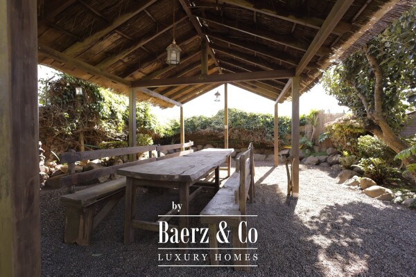 photo 2 Exclusive country house with indoor swimming pool in La Esperanza
